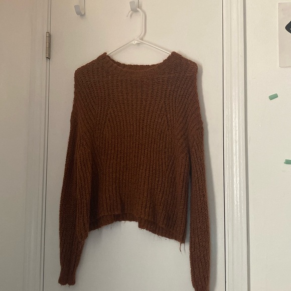 Sweater - Picture 1 of 3